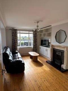 6 bed house, 4 bath house in Brickens - 7