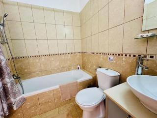 Sea View Family Apartment with Pool - 5