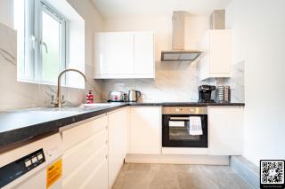 LUX 2BDR Flat By Luton Station, Airport, City Centre - 30min to King's X St Pancras International - 7