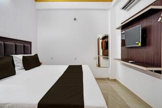 Hotel O RR Palace - 9