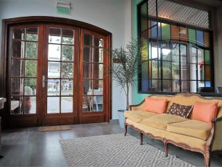 Las Bayas Home Suites - 4