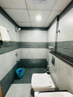 Osco Grand Holiday - Trivandrum - 3