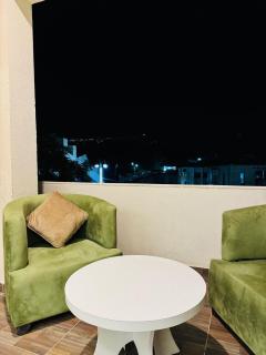 The Urban Romance - Cozy Modern and Romantic Studio - 2