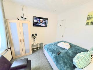 Gillings Villa -Perfect For Long & Short Stays - 6