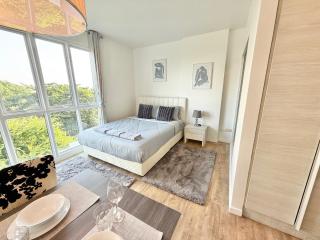 BEACHSIDE Studio in Neo Sea View Condo - Jomtien Beach - 0