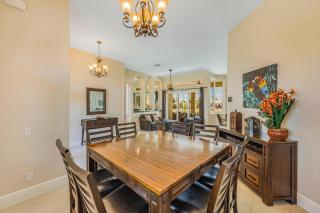 Waterfront home with pool, spa and walk to beach - 4