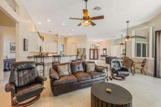 Waterfront home with pool, spa and walk to beach - Marco Island - 1