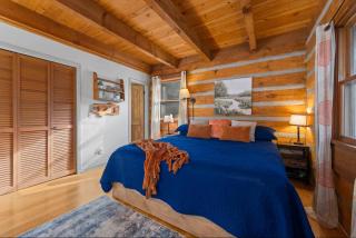 The Mountain Forager Cabin, Bryson City NC - 8
