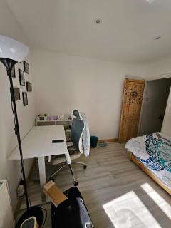 Isle of Wight Gem, Cozy 2BR in Ryde for 3-4 Guests - 2