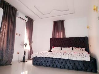 Enis & Banky Home - 5