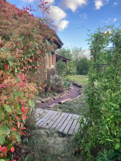 Maison Ecologique Ronde en Bois, Châteaux de la Loire, France - 2