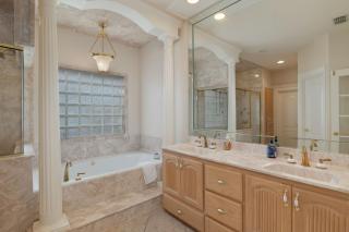 Valley Getaway! Pool House - 5