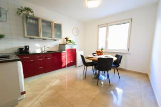 U6 Central nest for 2 - 8