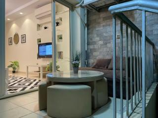 Modern apartment with garden - 6