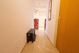 Bright U6 Jägerstraße Studio for 2 - 4