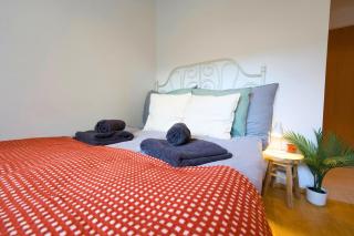 U6 Jägerstraße City Retreat for 2 - 0