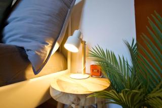 U6 Jägerstraße City Retreat for 2 - 5