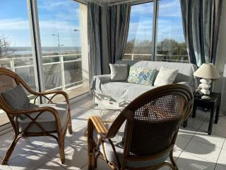 Appartement T2 vue mer les pieds dans l'eau avec parking privé - 7