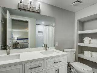 Beachside Villa Collection - 6 Bedroom - 1