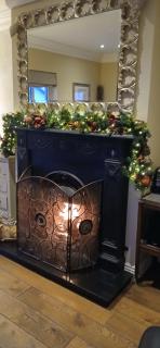 Relax at Safe Haven - Luxury Family Accommodation - 3