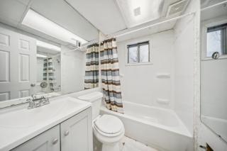 Blue Bayou Cozy in South Cleveland - 8