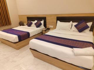 Family Rooms Only By Provide The URO Group - Main Bazar Paharganj - 1