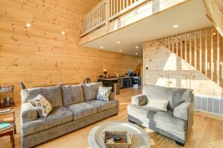 Steps to State Park! A-Frame Cabin in Piney Creek - 6