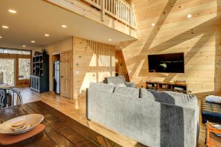 Steps to State Park! A-Frame Cabin in Piney Creek - 2