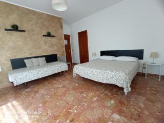 Bed & Breakfast Fontanarossa Airport -Private Parking- - 7