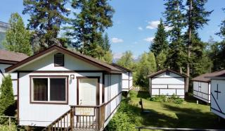 Mountain View Cabins - 3