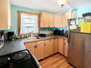 Beach Daze Cottage - 1