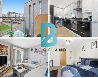 Two Bedroom House by Brookland Stays Serviced Accommodation Short Lets London with Free WiFi - 0