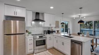 Karmen's Lake Cottage A1 - 4