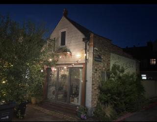 1 Pymmes Mews Girls Girls Girls - Londres - 8