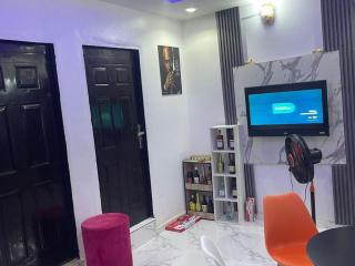 ROSE 40S Apartment - 8