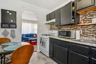 Cozy two bedroom one bath - 1