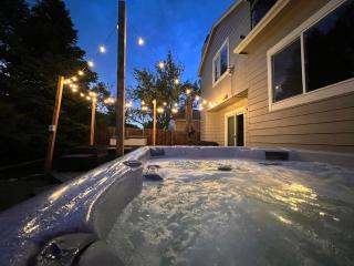 Cozy Home Pikes Peak Hot Tub Fire Pit Trails - 0