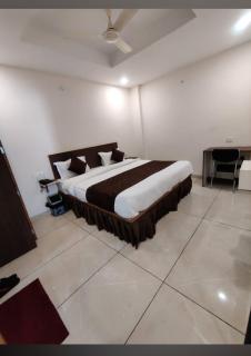 Hotel Grande Inn - 8