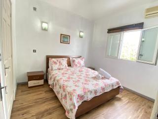 Waterside Complex - Beachfront Villa in Grand Baie - 2