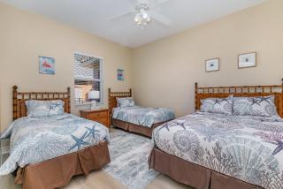 Rose Lake Escape - Gulf Access & Pet Friendly - 4