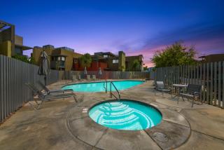 La Mirage Contemporary Home Plus Pool Exclusively Month Plus - 7