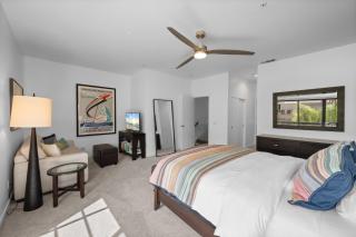 La Mirage Contemporary Home Plus Pool Exclusively Month Plus - 6