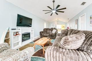 Canal-Front Home with Boat Dock and Lanai in Hudson - 0