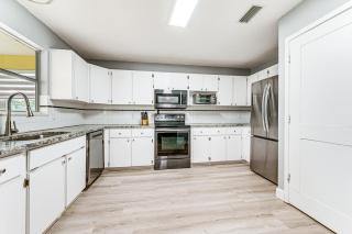 Canal-Front Home with Boat Dock and Lanai in Hudson - 3