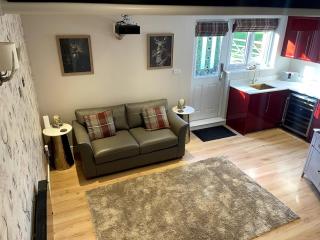 Greenfinch Lodge - 4