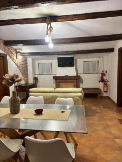 Deattellis House accogliente mansarda in palazzo storico - 8