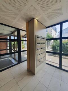 Parenthèse confortable avec balcon et parking - 1