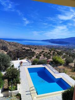 Theonimfi Villa for 5 with pool and Sea View - 0