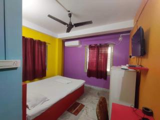 Hotel O Shakuntala Park Bus Terminus Behala - 0