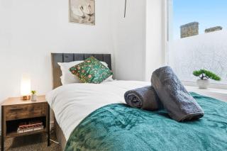 2-Bed House - Contractors & Families - 1